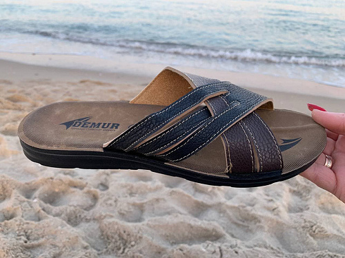 Шлепанцы Gurkem MKN6836 black-brown в магазине Фонтан Обуви