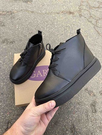 Ботинки Garti 0194 чорна шкіра байка в магазине Фонтан Обуви