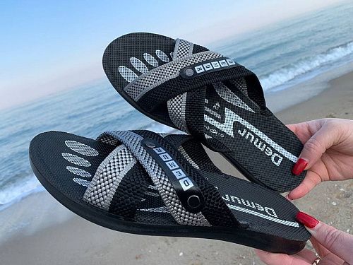 Шлепанцы Demur TRK-1 black-grey в магазине Фонтан Обуви