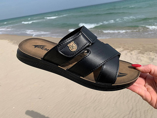 Шлепанцы Gurkem MKB6111 black в магазине Фонтан Обуви