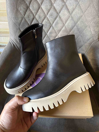 Ботинки garti 6722 чорна шкіра-беж байка в магазине Фонтан Обуви