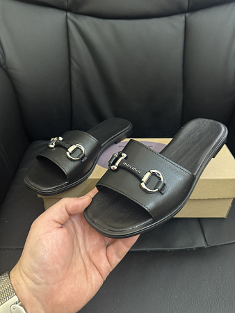Шлепанцы 54 чорна шкіра в магазине Фонтан Обуви