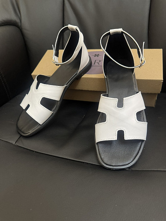 Босоножки 0064 біла шкіра в магазине Фонтан Обуви