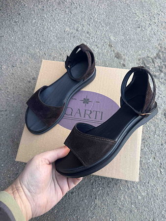 Босоножки 82 корич замш в магазине Фонтан Обуви