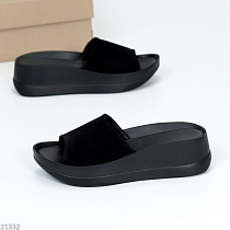 Шлепанцы 0133 чорний замш в магазине Фонтан Обуви