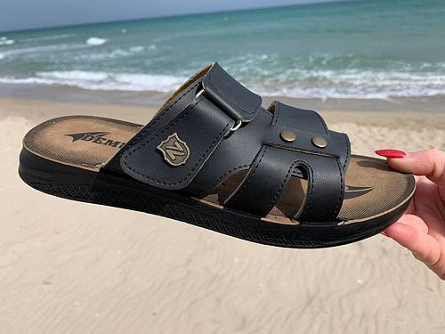 Шлепанцы Demur MKB6115-1 black в магазине Фонтан Обуви