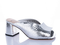 Шлепанцы Trasta XL1806-100 в магазине Фонтан Обуви