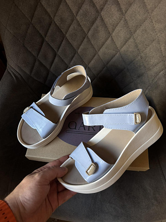 Босоножки 0196 блакитна шкіра в магазине Фонтан Обуви