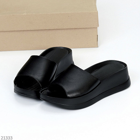 Шлепанцы 0133 чорна шкіра в магазине Фонтан Обуви