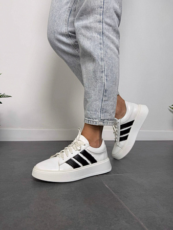 Кроссовки Arto 210 біл.к в магазине Фонтан Обуви