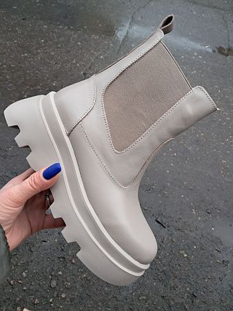 Ботинки 27906 беж S в магазине Фонтан Обуви