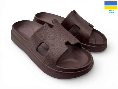 Шлепанцы Rai Shoes Е145 шоколад в магазине Фонтан Обуви